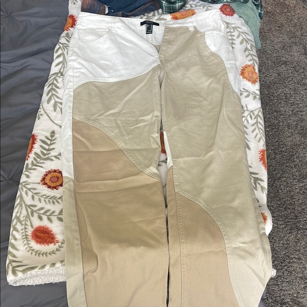 Two-Tone Beige and White Pants